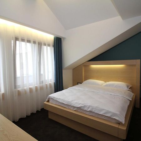 Hotel International Prishtina & Spa พริสตีนา ห้อง รูปภาพ