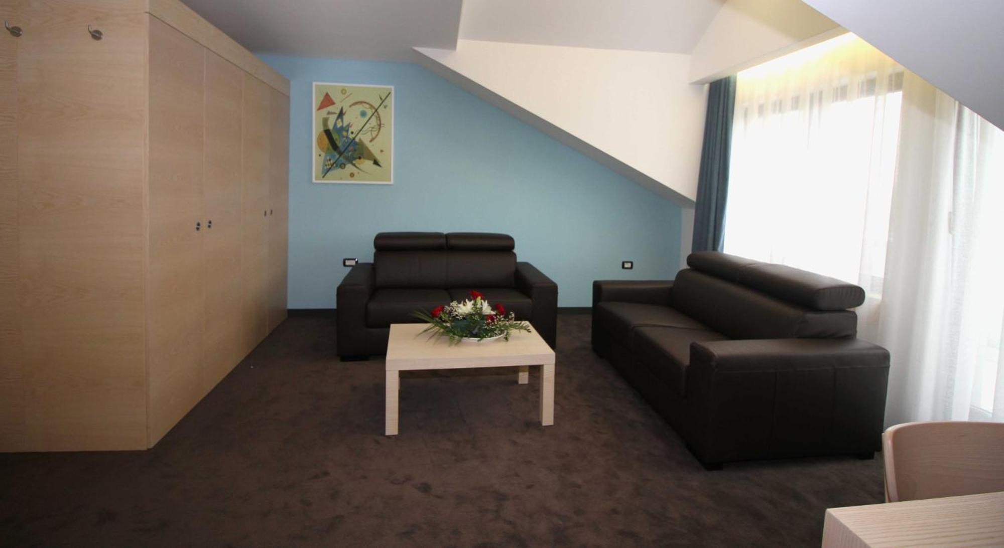 Hotel International Prishtina & Spa พริสตีนา ห้อง รูปภาพ